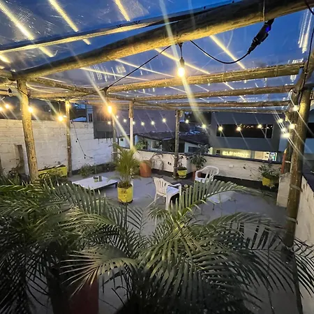 Casa Clandestina Guest House